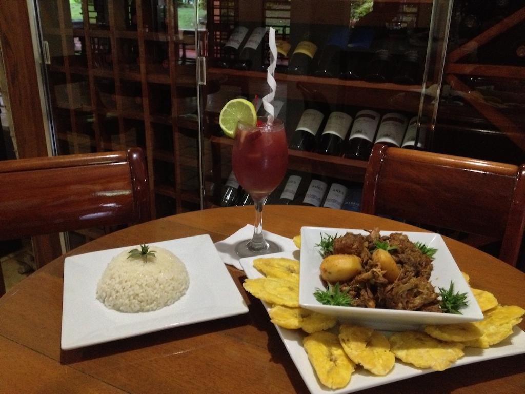 Parador Villas Sotomayor Adjuntas Luaran gambar